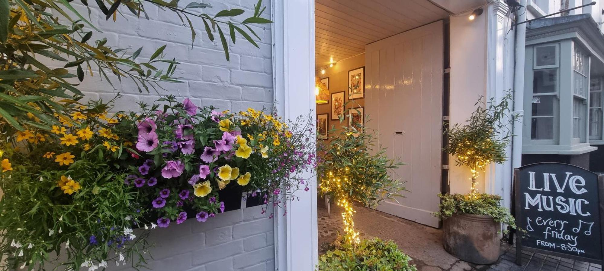 몰든 White Horse B&B 외부 사진