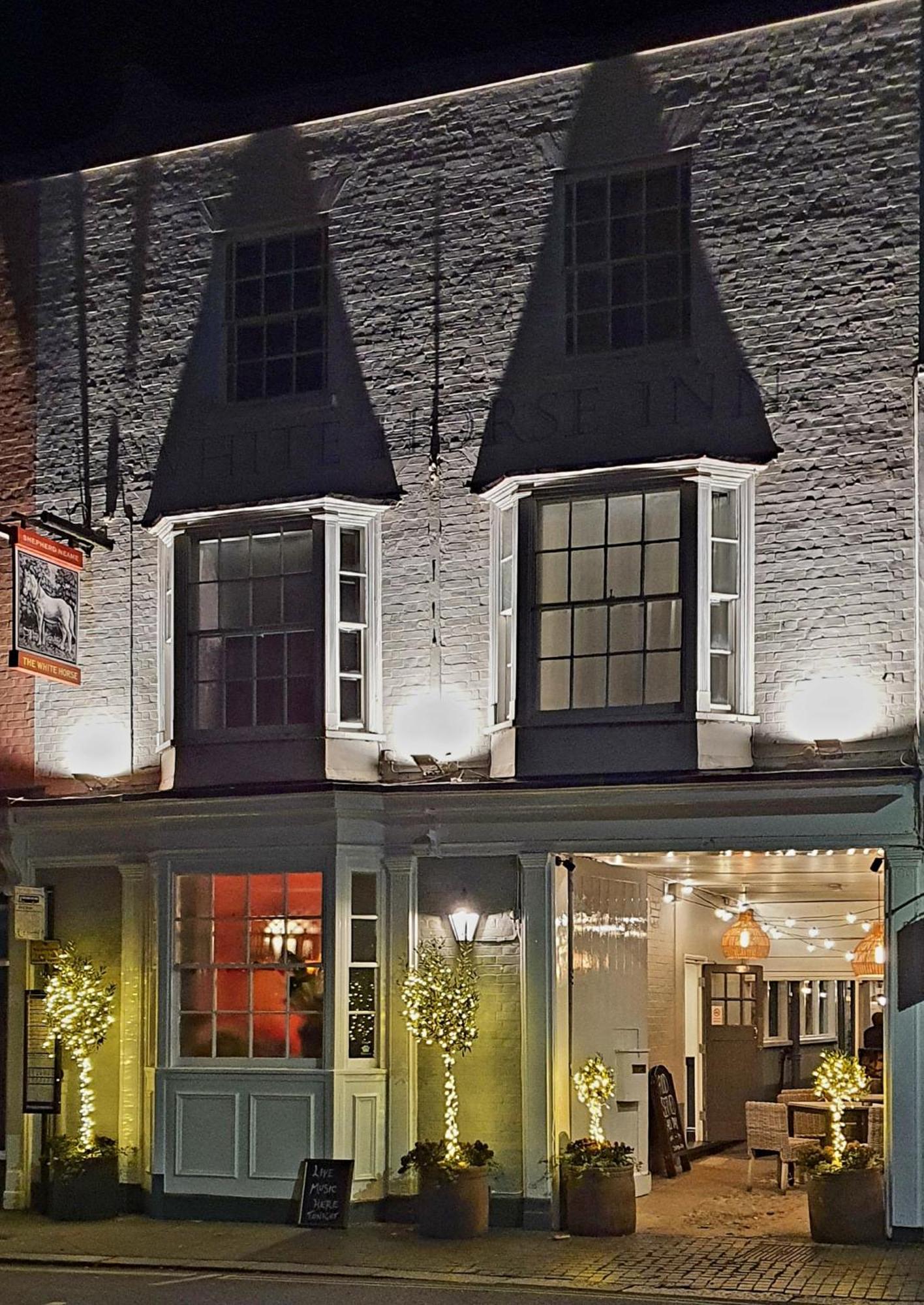몰든 White Horse B&B 외부 사진