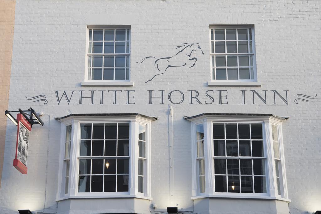 몰든 White Horse B&B 외부 사진